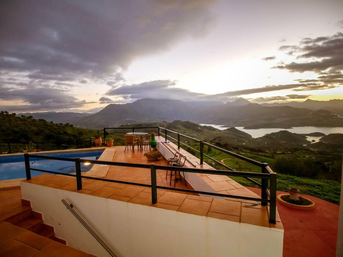 El Mirador De La Luna Villa เอลกัสตอร์ ภายนอก รูปภาพ